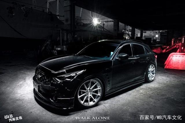 日系SUV王者!超450匹的英菲尼迪FX50S-