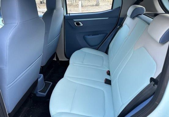 试驾纳米BOX,6万级纯电SUV代步首选,续航330公里-