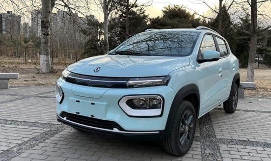 试驾纳米BOX,6万级纯电SUV代步首选,续航330公里-