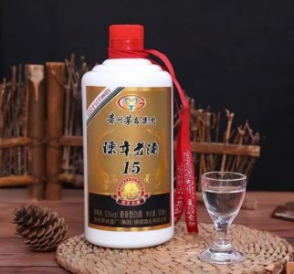 荣耀100酒多少钱一瓶(荣耀100全家福52度价格)