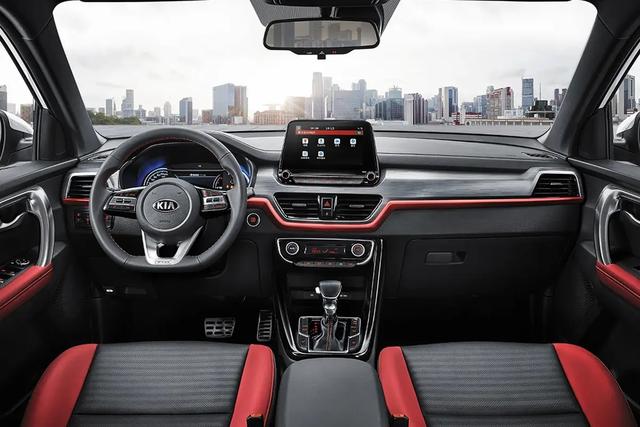 「起亚智跑」——时尚运动与多功能的全能SUV-