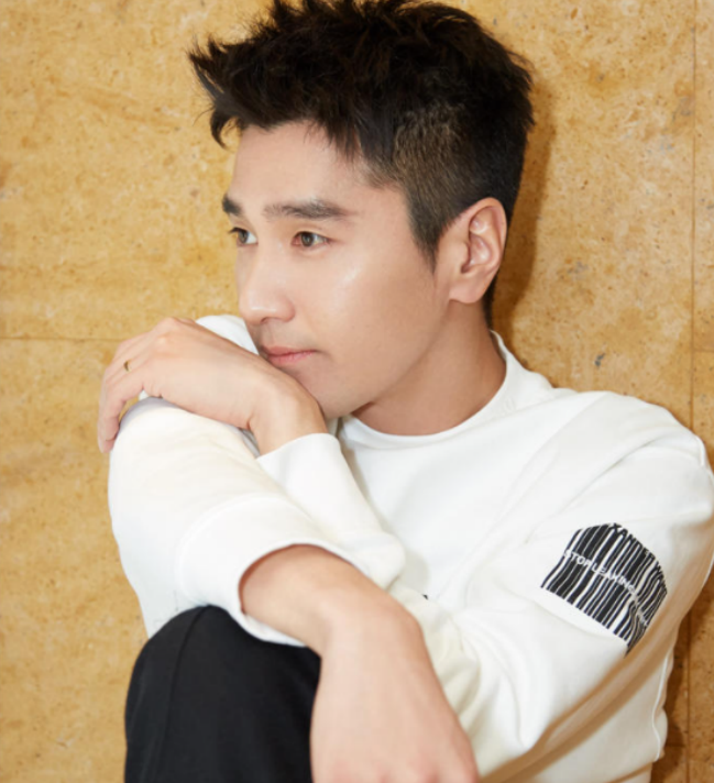 赵又廷个人资料及简历（赵又廷：前任个个都是大美女）