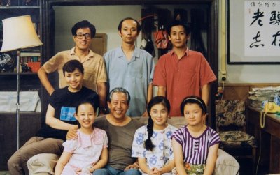 ​关凌个人资料简介（童星关凌29岁低调嫁人34岁生二胎）