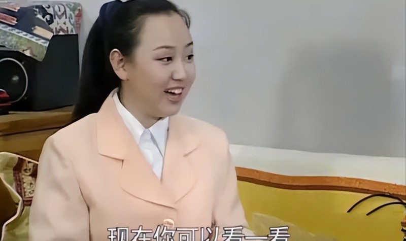 关凌个人资料简介（童星关凌29岁低调嫁人34岁生二胎）