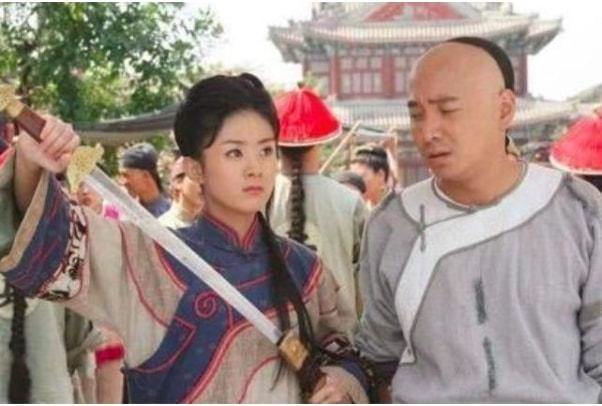 孙菲菲个人资料（被导演侄子暴打退出娱乐圈的孙菲菲）