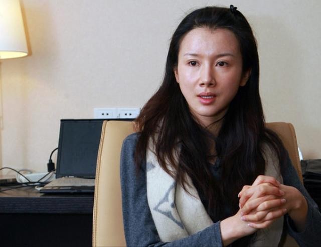 孙菲菲个人资料（被导演侄子暴打退出娱乐圈的孙菲菲）