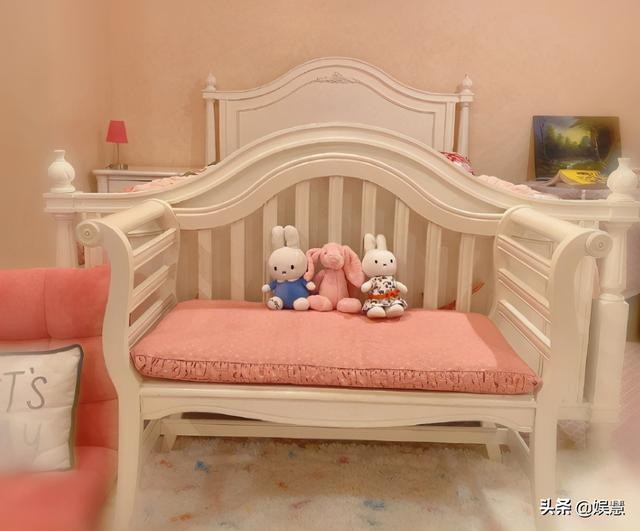 孙菲菲个人资料（被导演侄子暴打退出娱乐圈的孙菲菲）