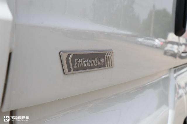 这是德国曼在国内主销的牵引车，480马力+驾驶室大空间，只卖69万-