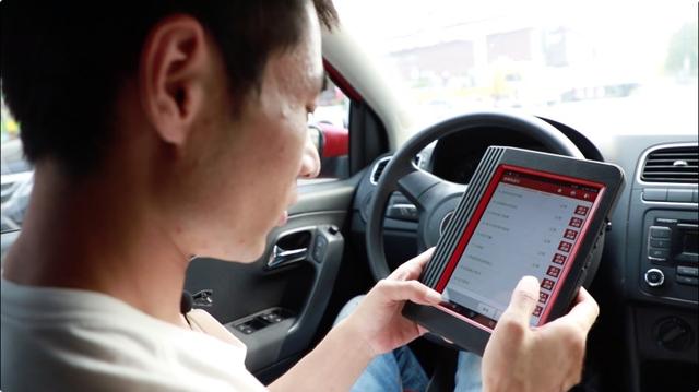 检测一台11年上牌8万公里的大众Polo，外观如此不堪车况到底如何？-