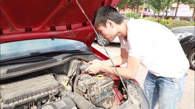 检测一台11年上牌8万公里的大众Polo，外观如此不堪车况到底如何？-