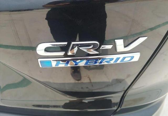 紧凑型SUV的巅峰对决，斯巴鲁森林人和本田CRV，你选谁？-