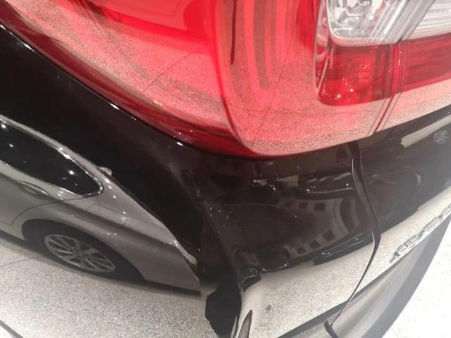 紧凑型SUV的巅峰对决，斯巴鲁森林人和本田CRV，你选谁？-