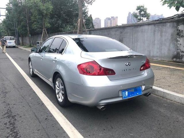 日产没落之前的良心之品，英菲尼迪M35很文雅-