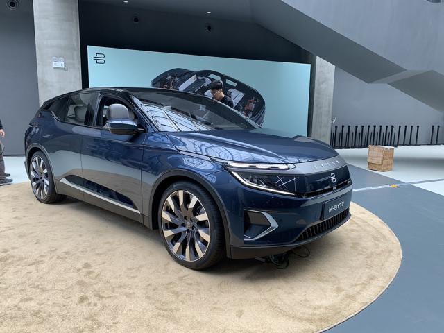 拜腾纯电动SUV量产版M-Byte国内首发，续航达550km-