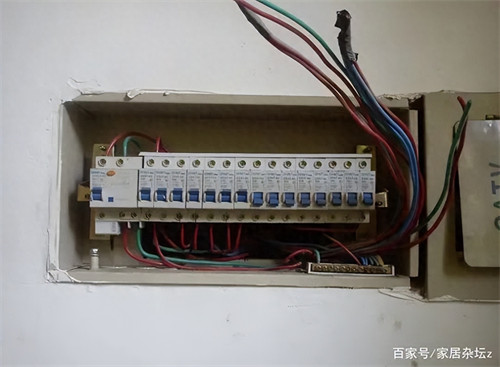 空气开关谁发明的(空气开关名字的由来)