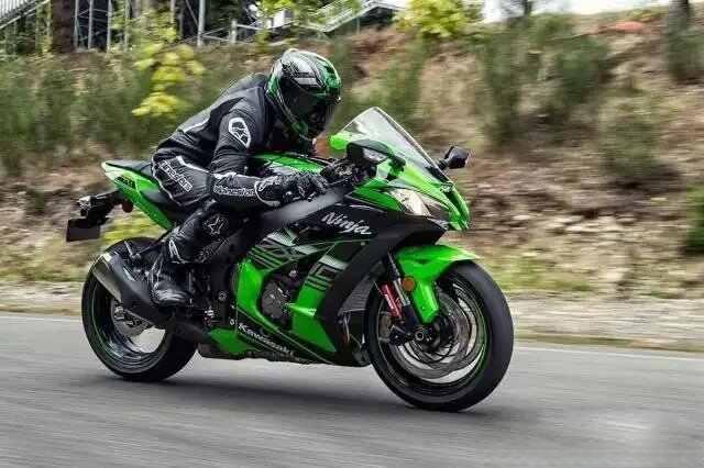 川崎摩托车是哪个国家的品牌？川崎小忍者为什么叫地平线-