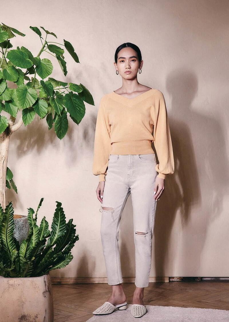 米色裤子穿搭禁忌(米色忌讳的搭配颜色)