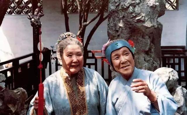 刘姥姥的人物形象分析(刘姥姥的人物性格特点)