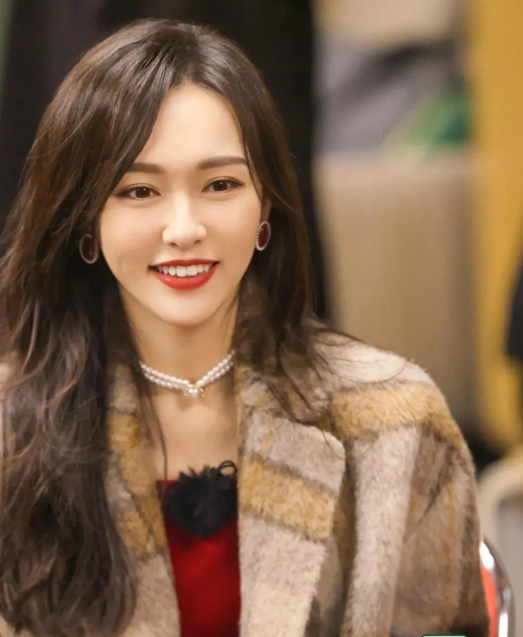 状态超好的唐嫣