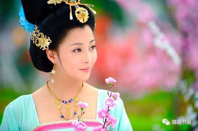 马嵬坡的历史故事(杨玉环马嵬坡历史事件)