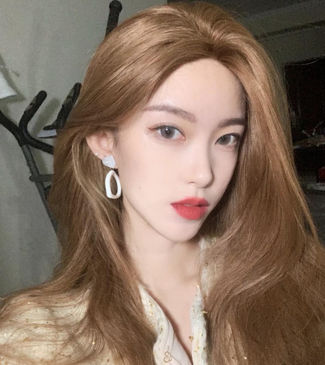 魅可口红属于什么档次(魅可口红哪个色号好看)