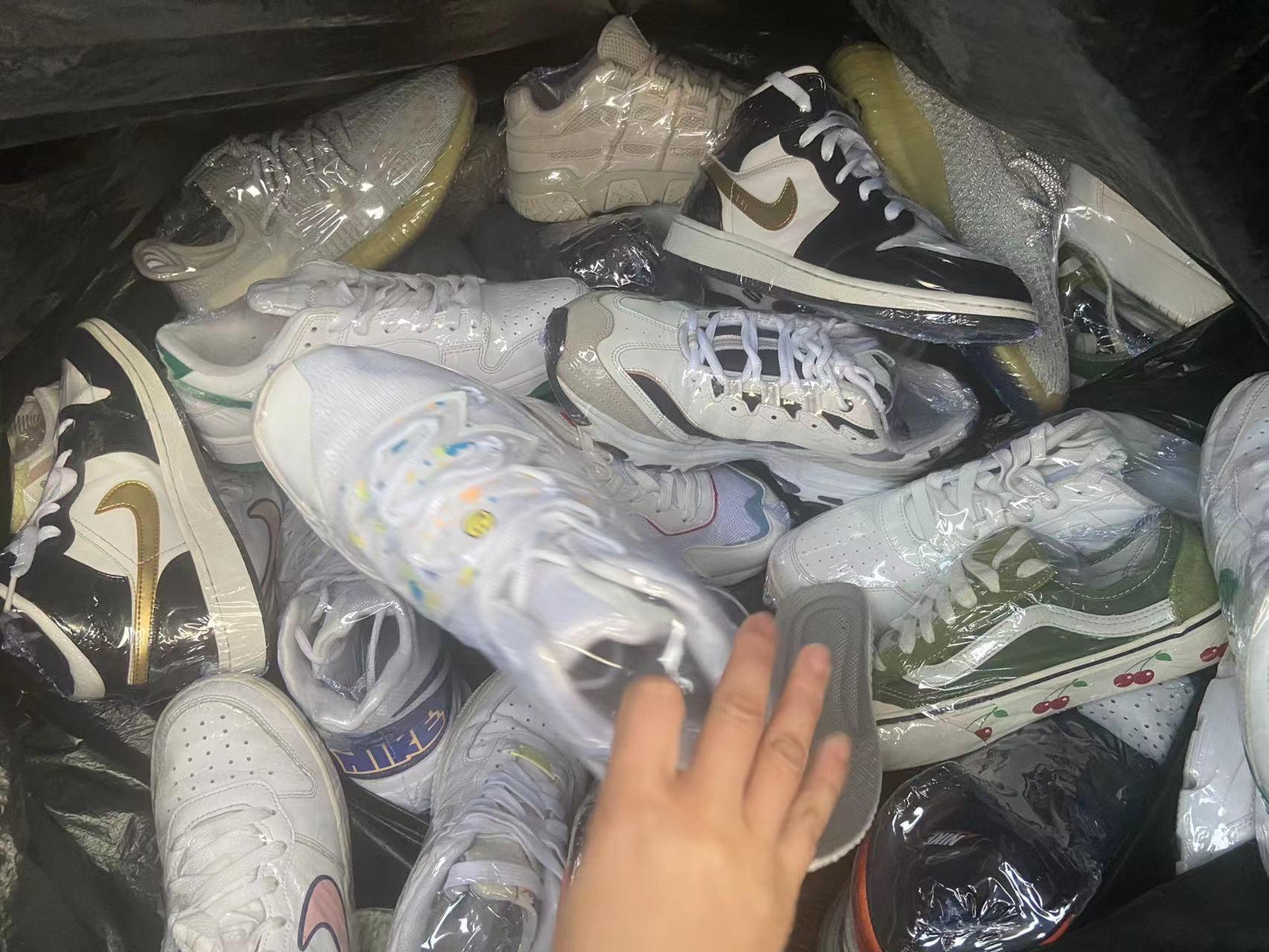 开洗鞋店需要什么设备多少钱(开洗鞋店前景如何)