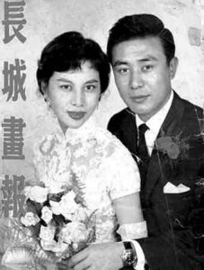 关山张冰茜年轻照片 关之琳继承父母美貌