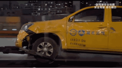 ​揭秘上海高架斗气车主可能涉及的罪名及其法律后果