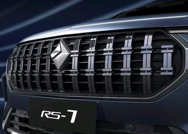 车身超4米9，全新大7座SUV，配电吸门，宝骏RS7实车曝光-