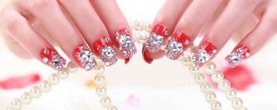 美甲第一步骤先用什么