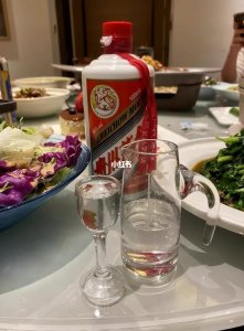 茅台酒2017价格飞天(2017年飞天茅台酒多少钱一瓶)