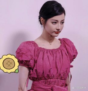 热巴新造型又被吐槽,无滤镜暴露真实状态,粉丝围攻造型团队