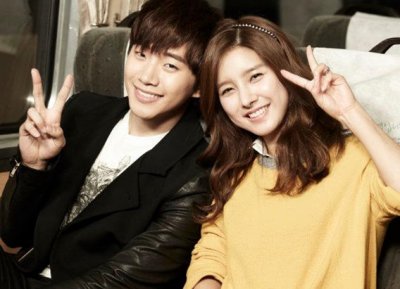 李俊昊金素恩综艺 两个人合作传出恋情绯闻