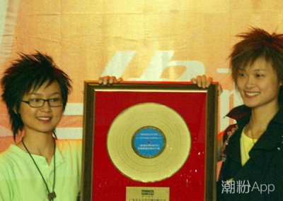 ​李宇春和周笔畅关系好吗 时间真的会带走一切