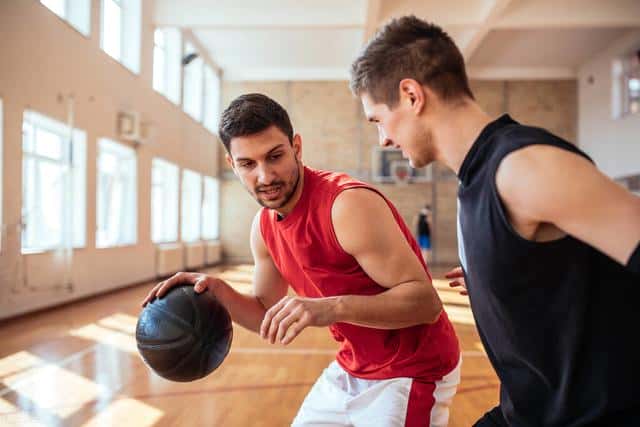 篮球零基础速成(篮球规则新手入门)