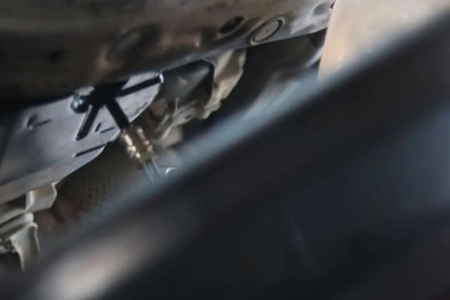 怪兽修车:精心修复一辆09年的雷克萨斯ES350,再现王者风范-