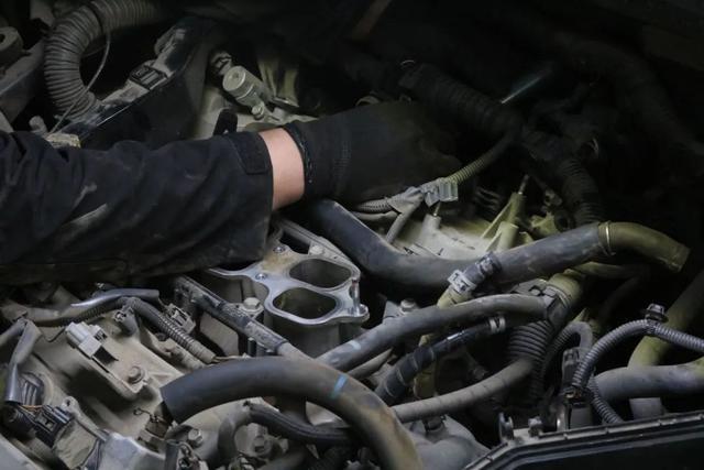 怪兽修车:精心修复一辆09年的雷克萨斯ES350,再现王者风范-