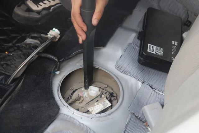 怪兽修车:精心修复一辆09年的雷克萨斯ES350,再现王者风范-