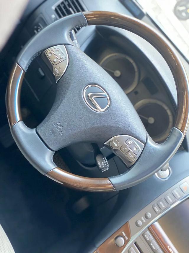 怪兽修车:精心修复一辆09年的雷克萨斯ES350,再现王者风范-