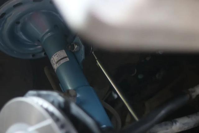 怪兽修车:精心修复一辆09年的雷克萨斯ES350,再现王者风范-