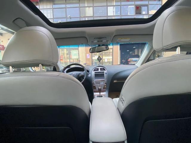 怪兽修车:精心修复一辆09年的雷克萨斯ES350,再现王者风范-