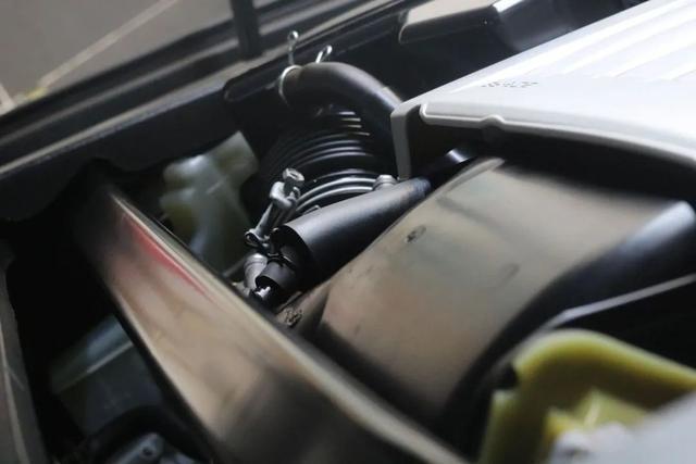 怪兽修车:精心修复一辆09年的雷克萨斯ES350,再现王者风范-