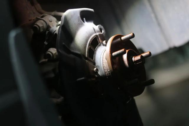 怪兽修车:精心修复一辆09年的雷克萨斯ES350,再现王者风范-