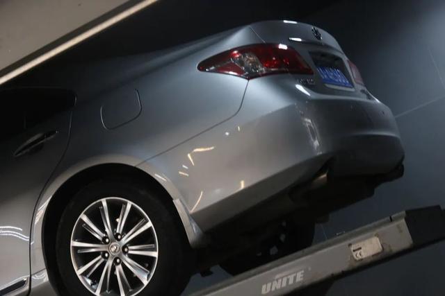 怪兽修车:精心修复一辆09年的雷克萨斯ES350,再现王者风范-