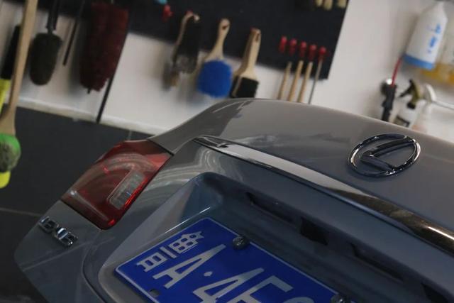 怪兽修车:精心修复一辆09年的雷克萨斯ES350,再现王者风范-