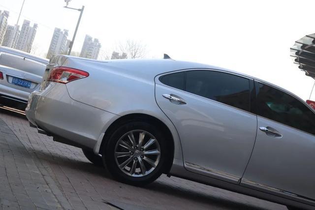 怪兽修车:精心修复一辆09年的雷克萨斯ES350,再现王者风范-