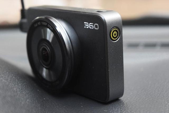 在体验过22款行车记录仪基础上,简单聊聊行车记录仪-