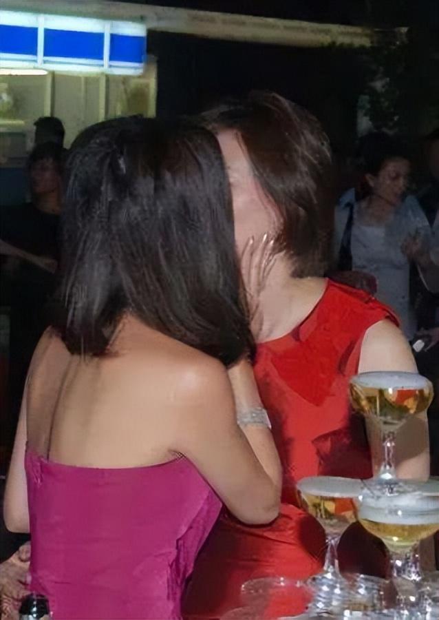 阿雅自证清白，大小S冲上热榜，沦为黑帮玩物的她差点被忽略！