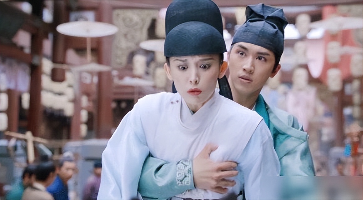 为艺献身当幌子，“一丝不挂”就上台，内娱的“流氓真相”谁来管