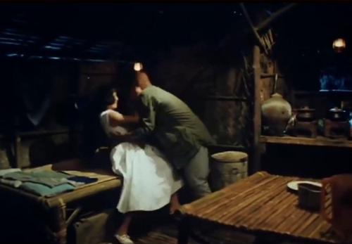 为艺献身当幌子，“一丝不挂”就上台，内娱的“流氓真相”谁来管